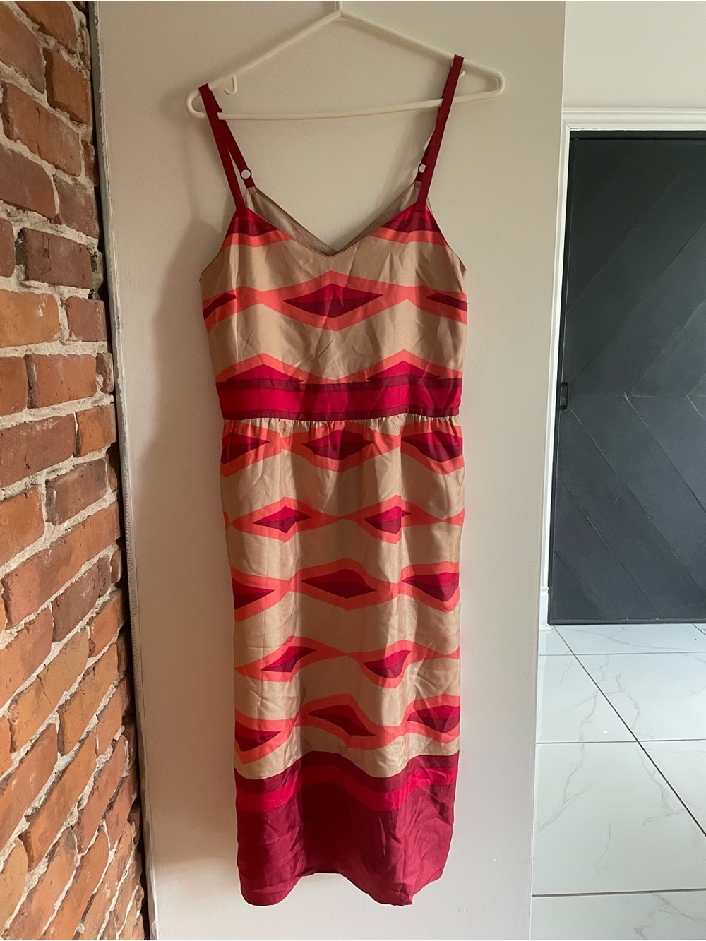 Marc by Marc Jacob 💯 Silk NWT - Midi Dress